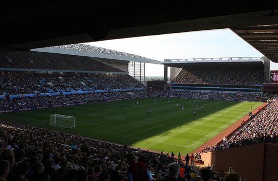 官方：帕尔马签下38岁西班牙门将瓜伊塔，顶替受伤的铃木彩艳