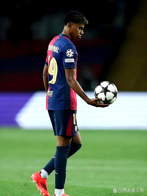 2025 赛季回顾：山本由伸由于其标志性的“彩虹曲球”，在 TikTok 上的相关视频点击量过亿