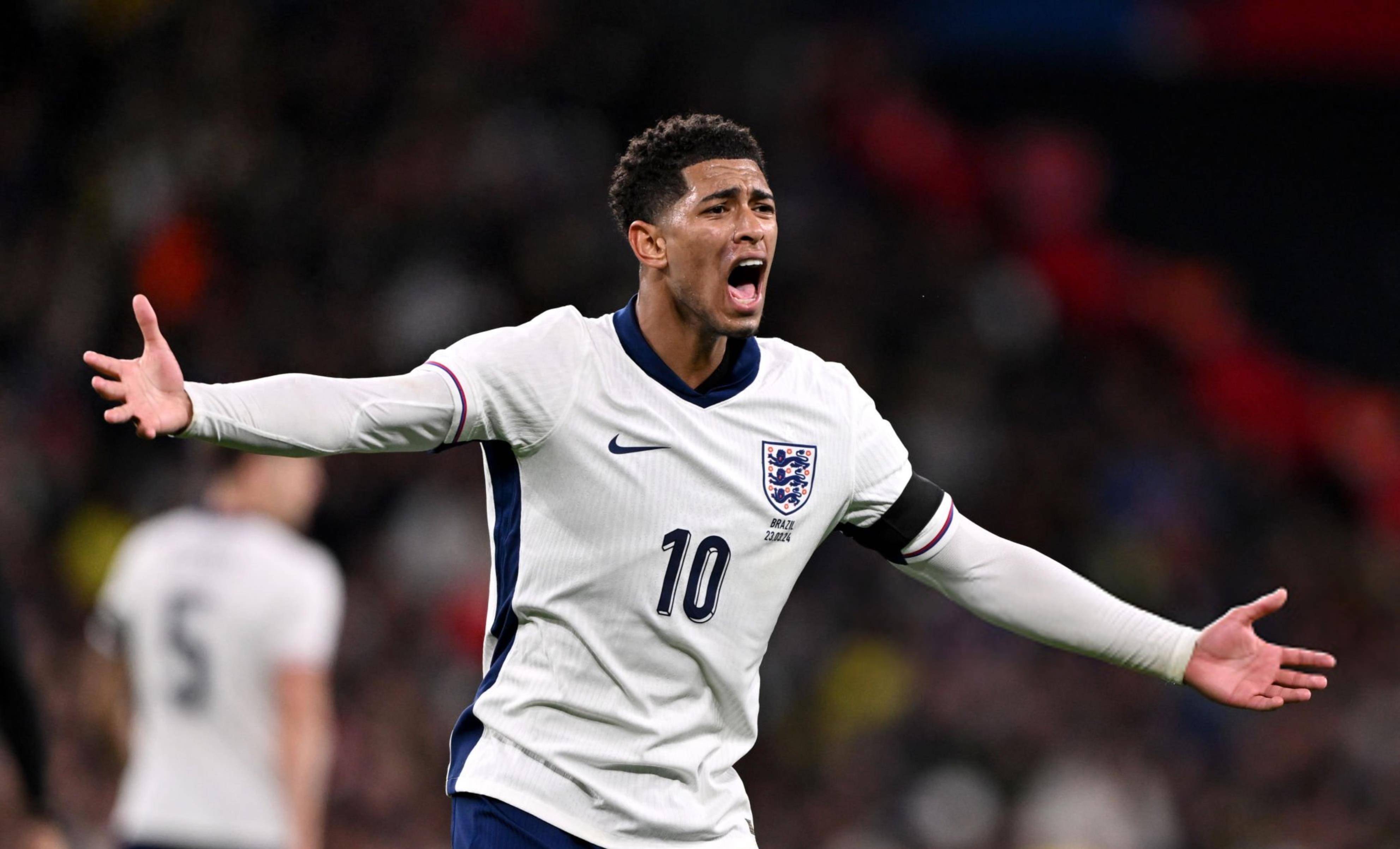 德转列美职联历史全明星11人：梅西领衔，伊布、贝克汉姆在列